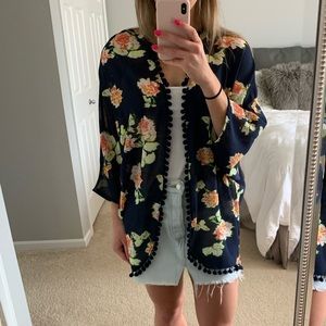 NWOT Floral Kimono